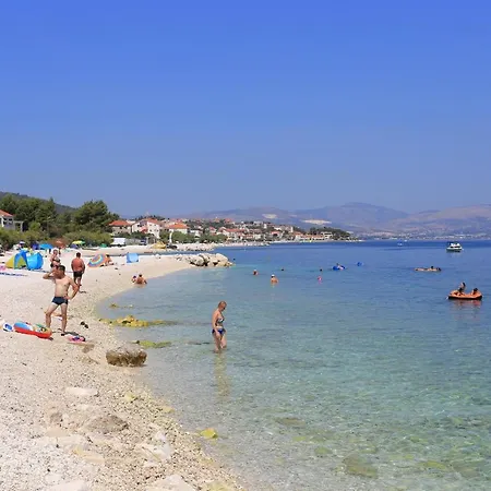 Seaside Family Friendly House With A Swimming Pool Slatine, Ciovo - 17231