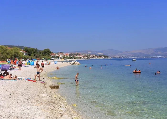 Seaside Family Friendly House With A Swimming Pool Slatine, Ciovo - 17231