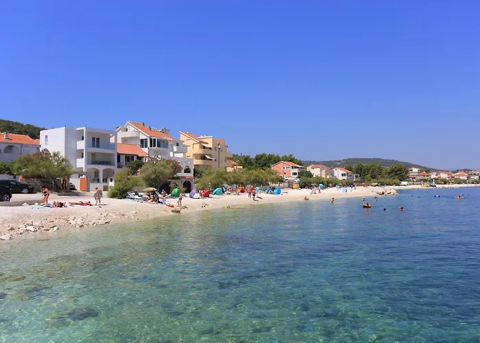 Seaside Family Friendly House With A Swimming Pool Slatine, Ciovo - 17231 * Slatine