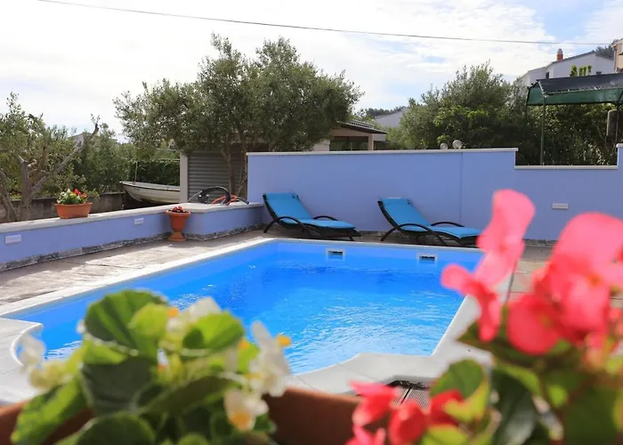 Feriehus Seaside Family Friendly House With A Swimming Pool Slatine, Ciovo - 17231
